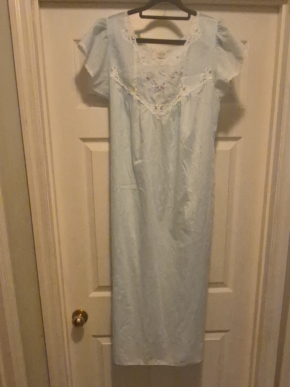 Barbizon Light Blue Embroidered Women's Nightgown - Classic Comfort Sz S/P